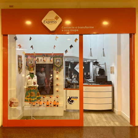 Logo da loja arranjos express